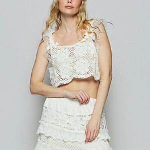 Crochet Crop Top - White